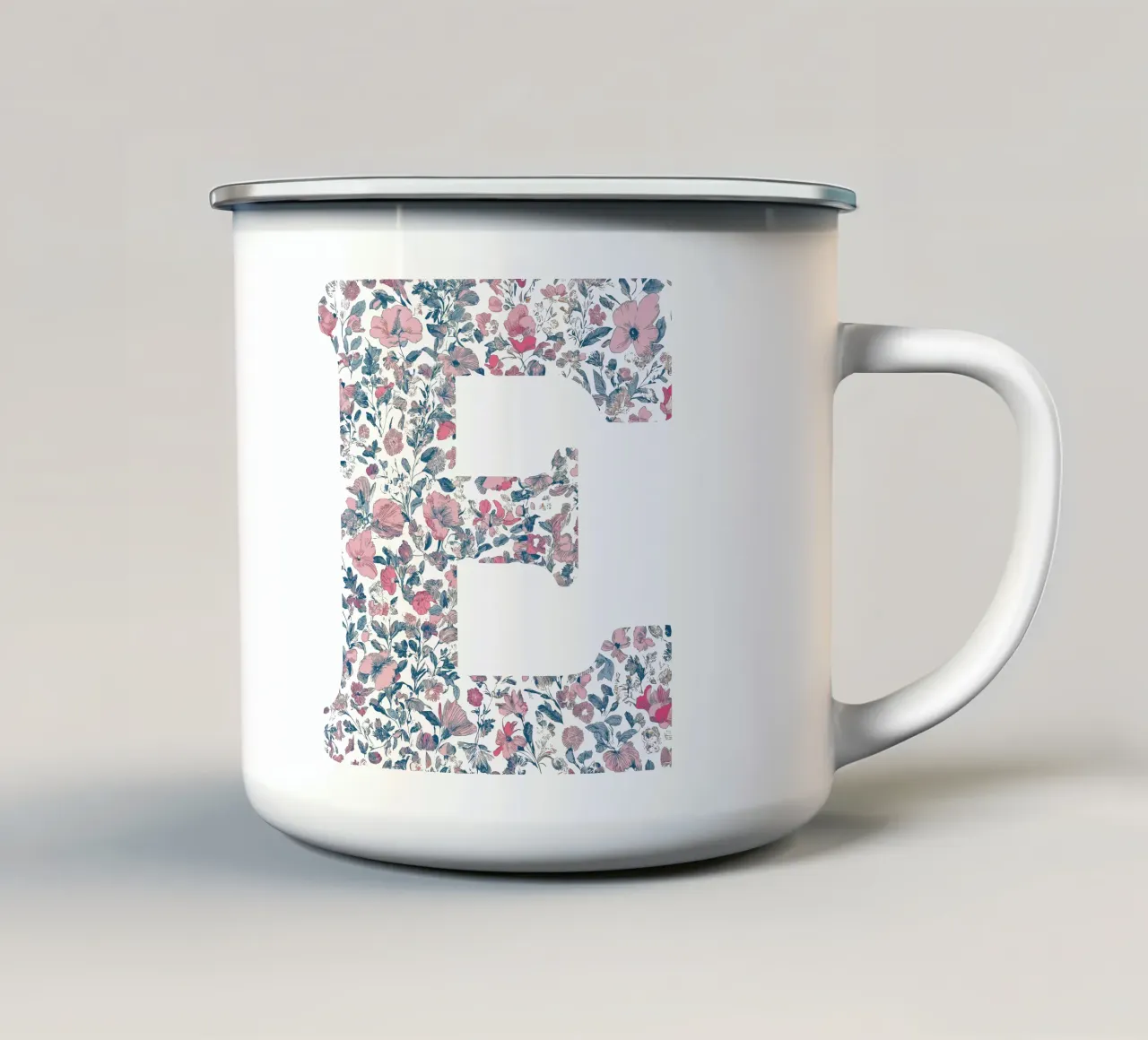 Floral E tazza in smalto da KidzStudio