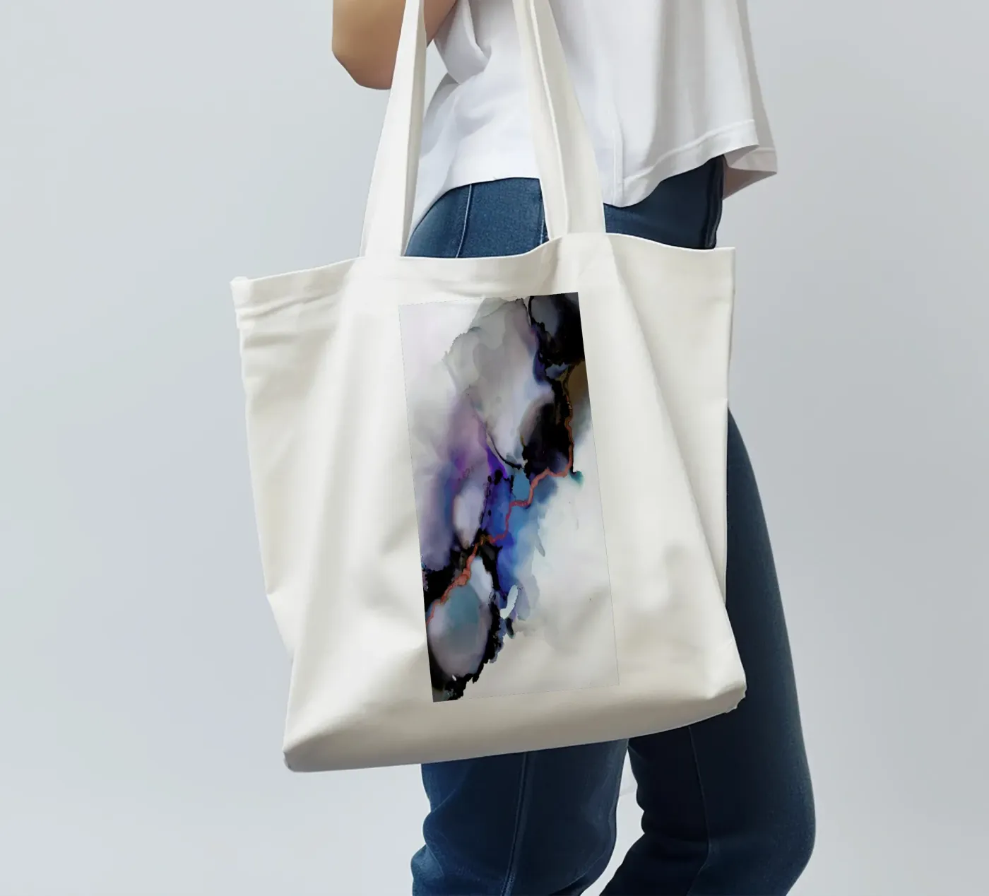 Depth tote bag by Larissa van der Laan