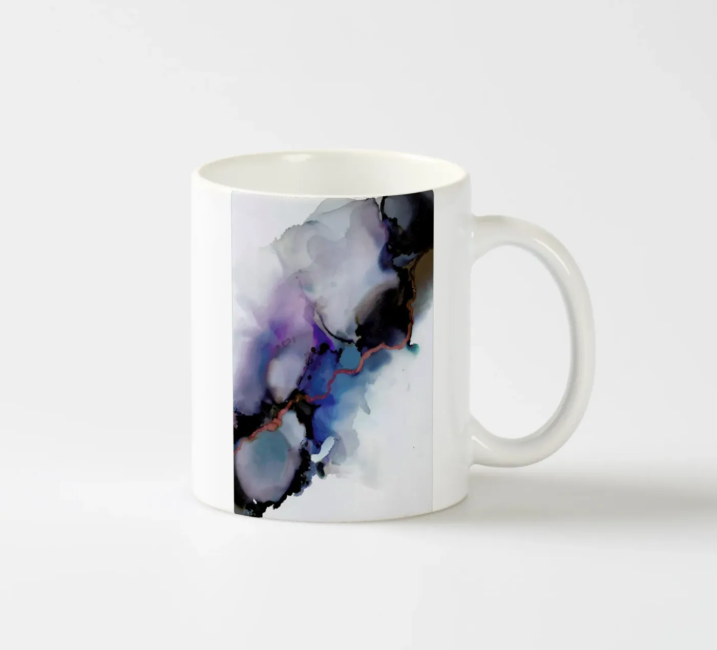 Depth ceramic mug by Larissa van der Laan