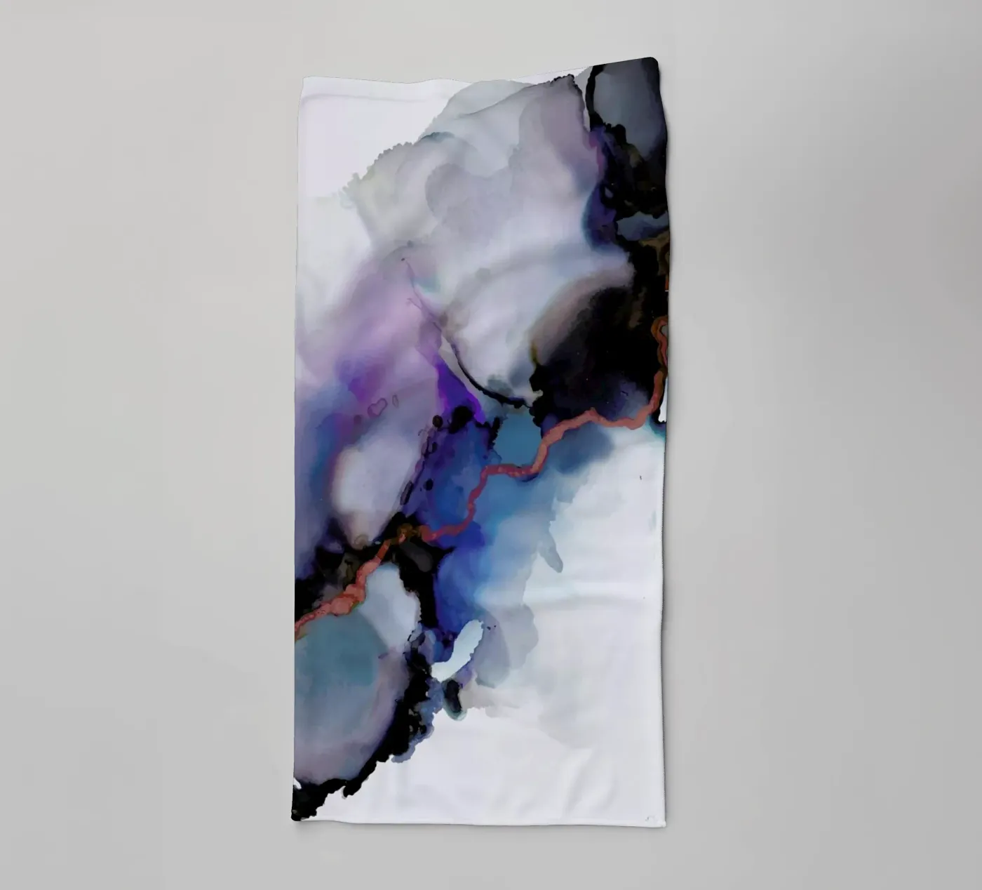 Depth towel by Larissa van der Laan