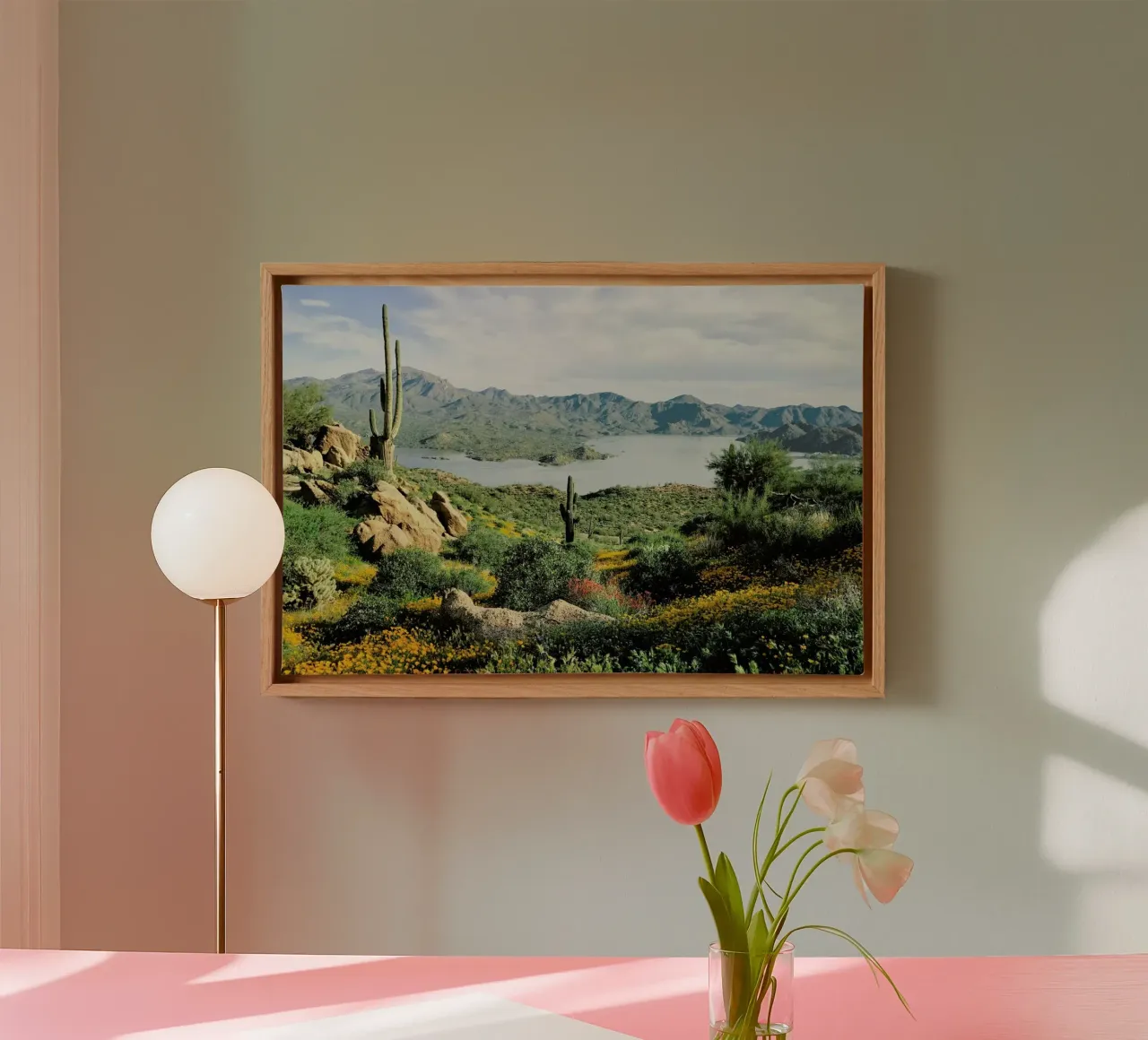 Blooming Desert canvas met Baklijst van Kevin Russ