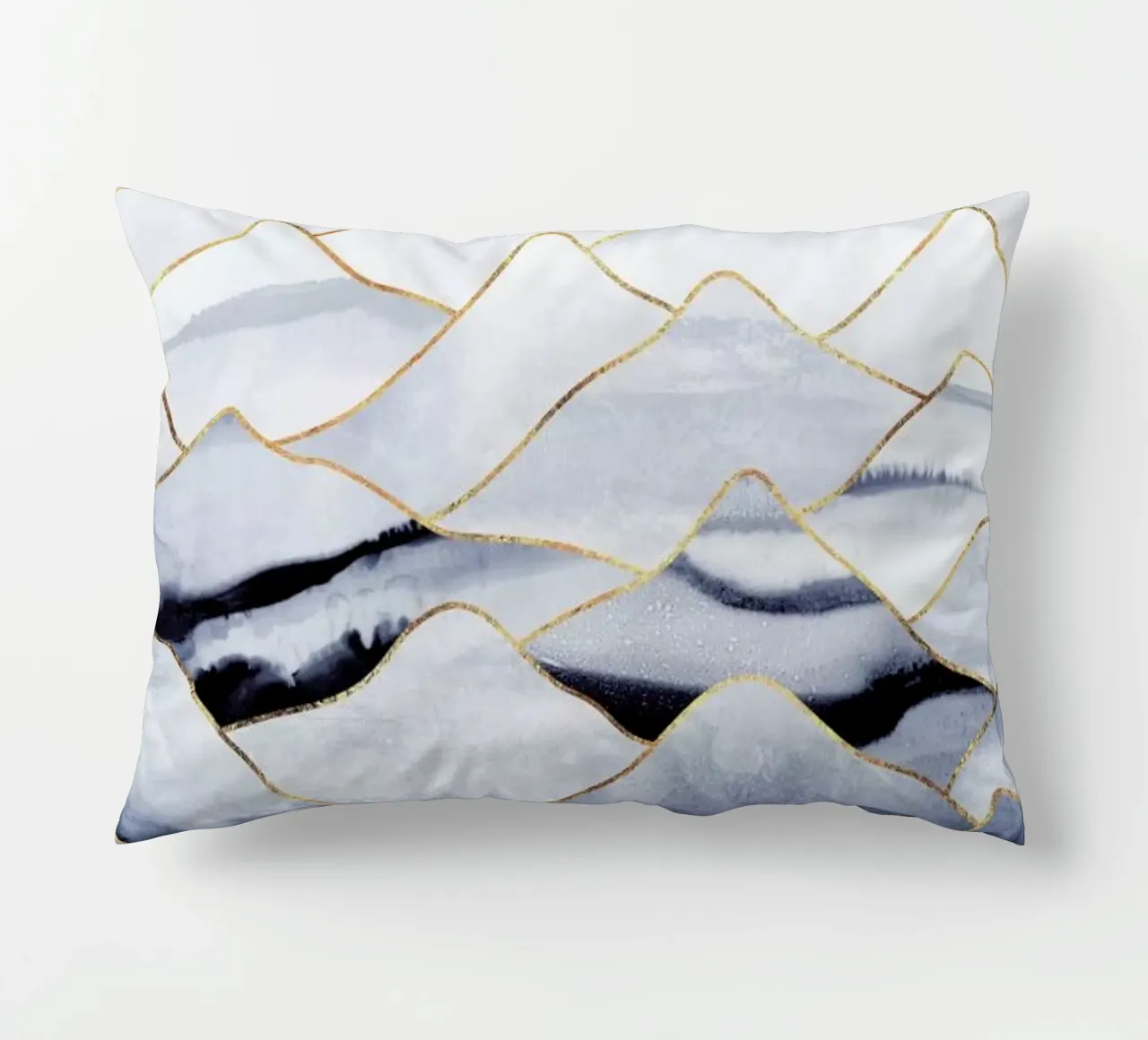 Mountains 1 cuscino da Elisabeth Fredriksson