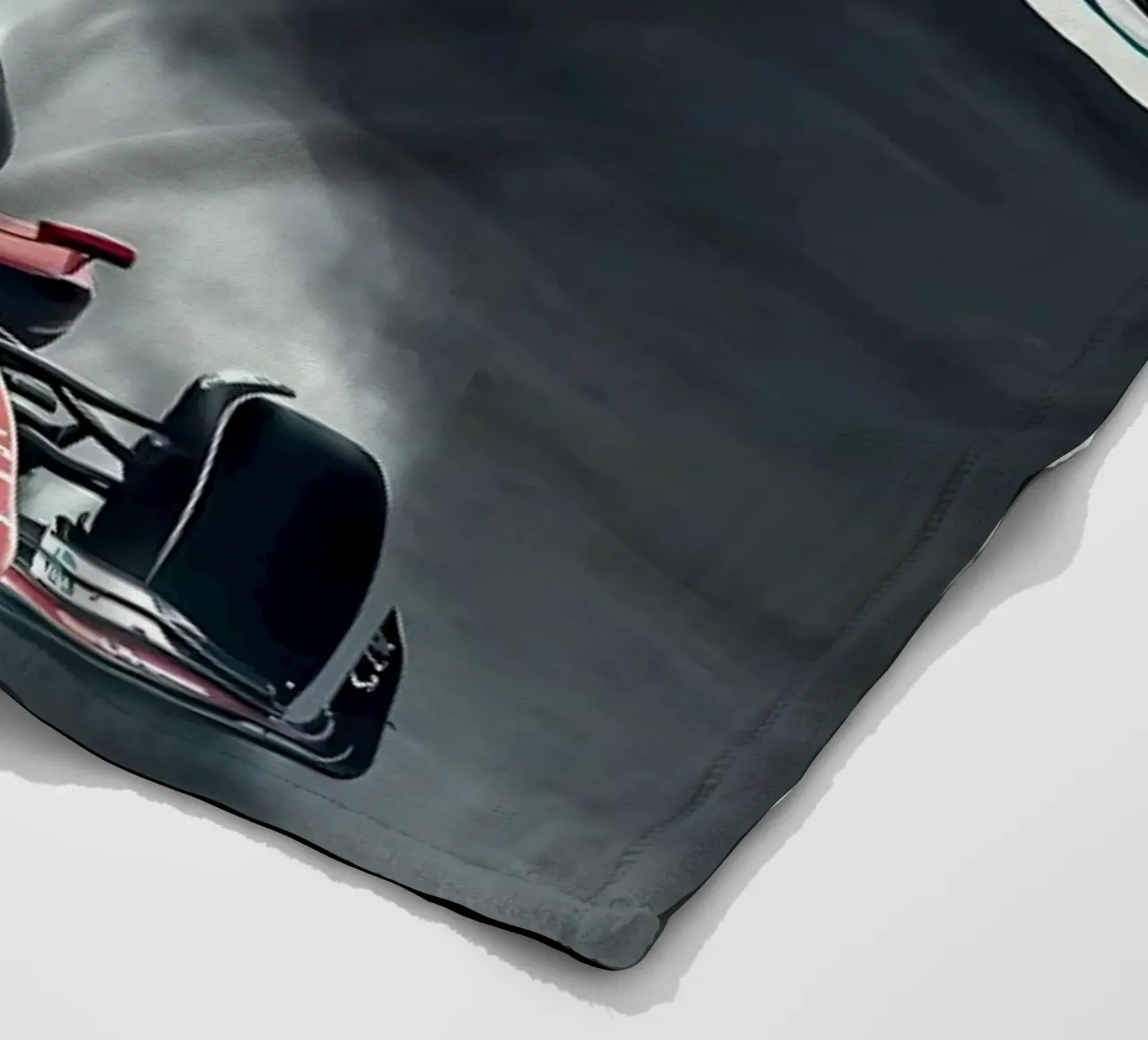 auto f1 coperta in pile da mitaco