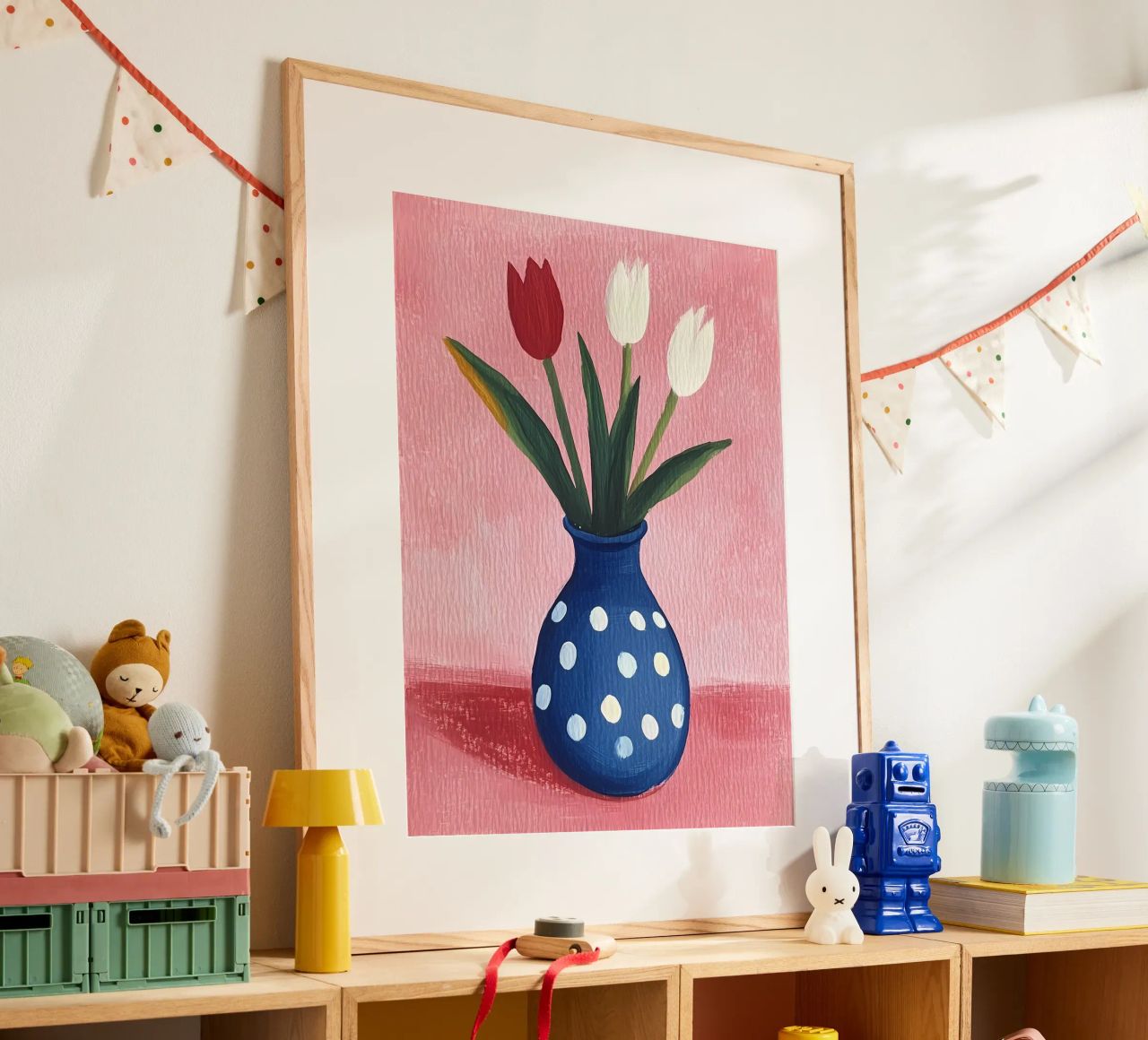 Tulipani carini in vaso poster da Olga Wildrose