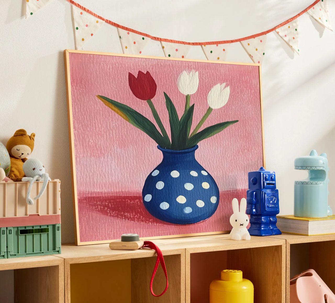 Tulipani carini in vaso poster da Olga Wildrose