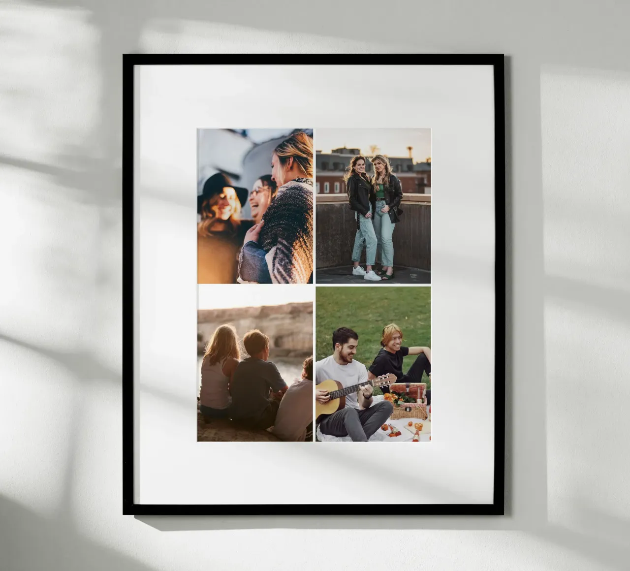 4 Photos poster da we line studio - design