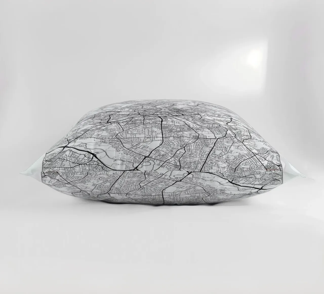 Manchester Minimal cuscino da Hubert Roguski