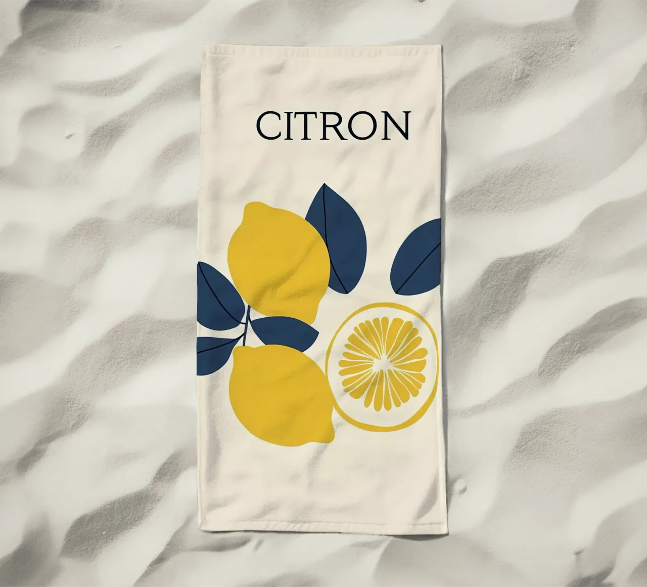 Lemons - Zitrone Strandtuch von IamHomeStudio