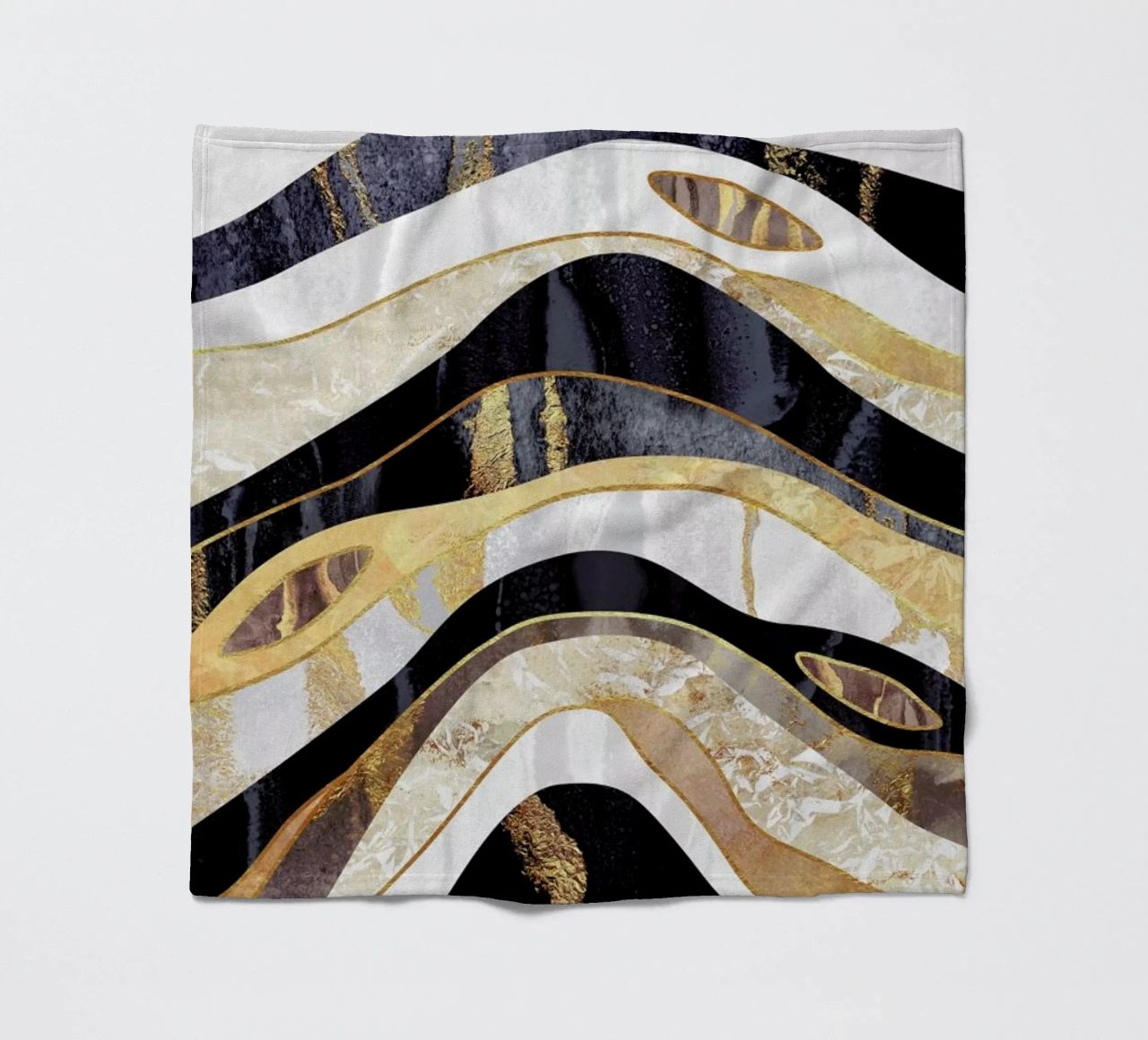 Earth Treasure coperta in pile da Elisabeth Fredriksson