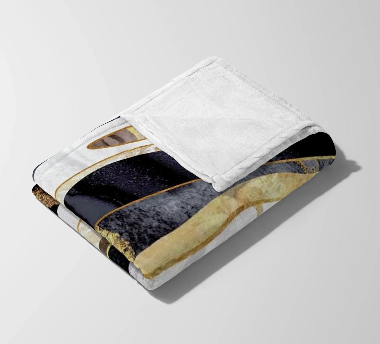 Earth Treasure coperta in pile da Elisabeth Fredriksson
