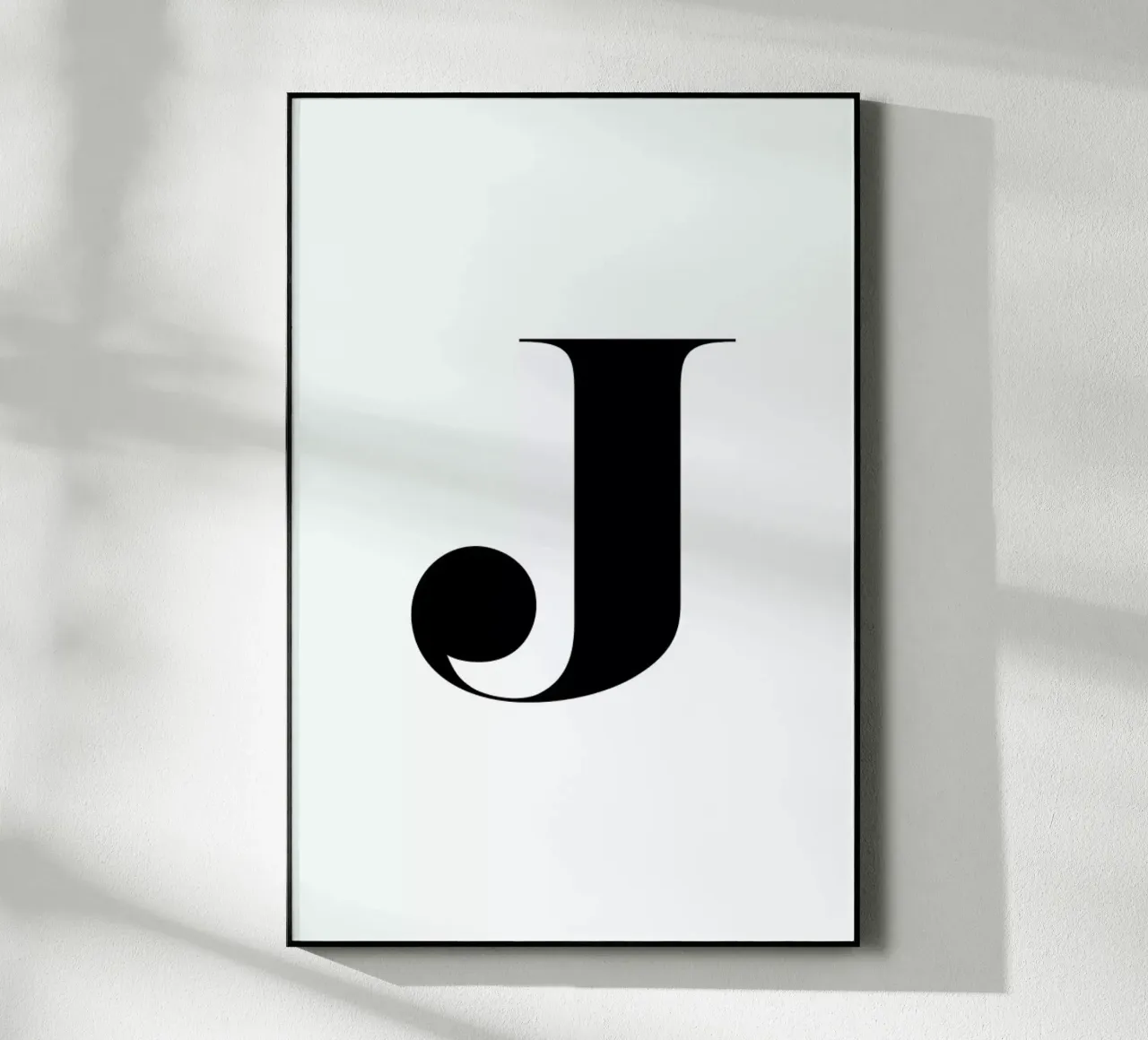 J plexiglass da Mottos by Sinan Saydik