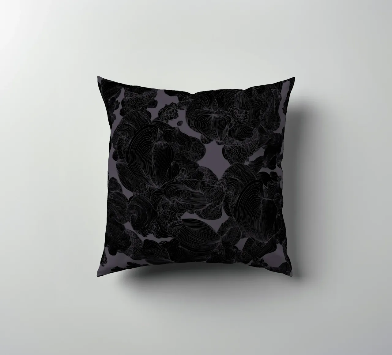 orchidea nera cuscino da Giulio Iurissevich