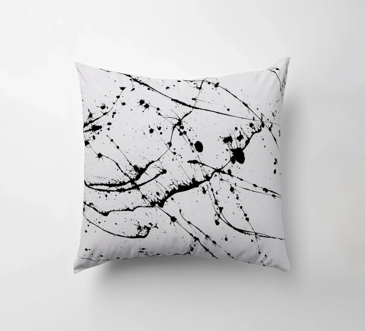 EXPRESSION 2 decorative cushion by FRITSCH&FRITSCH