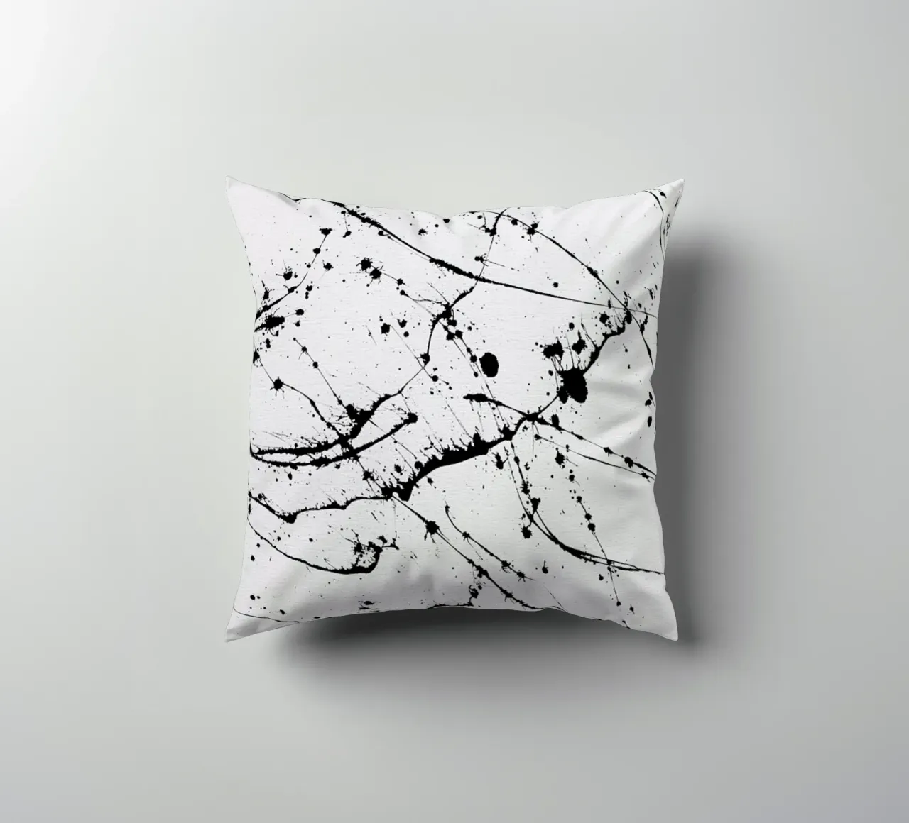 EXPRESSION 2 decorative cushion by FRITSCH&FRITSCH