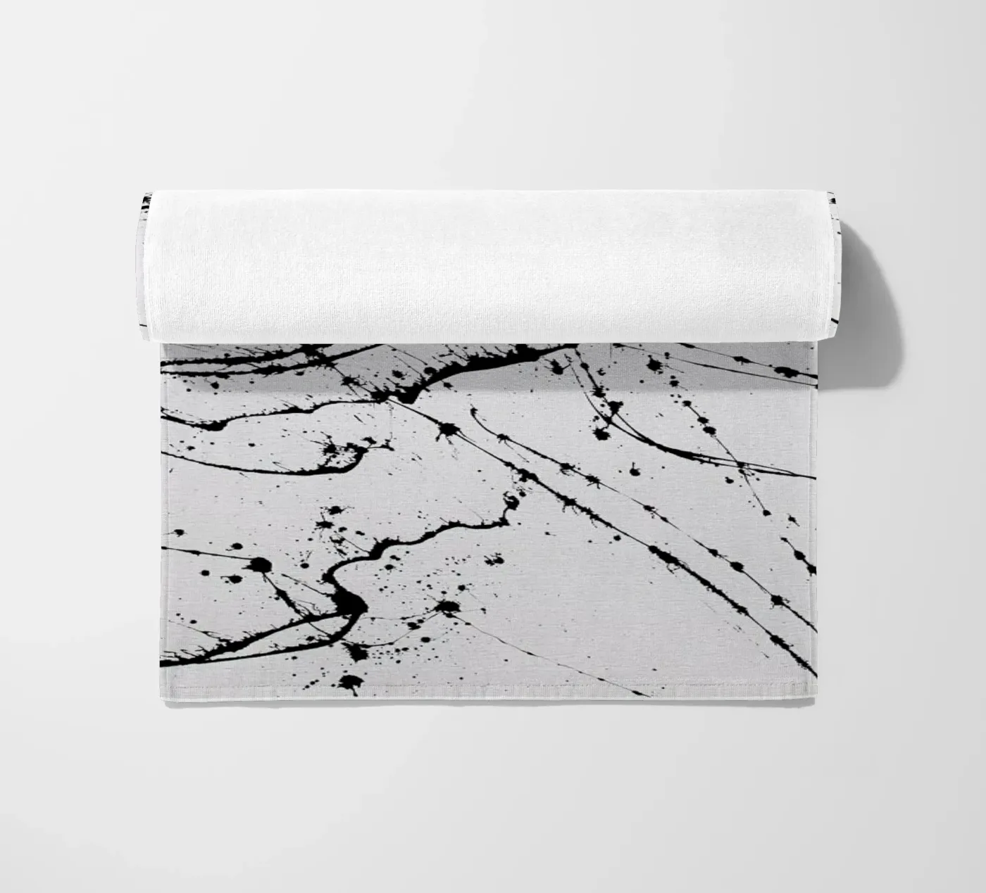 EXPRESSION 2 beach towel by FRITSCH&FRITSCH