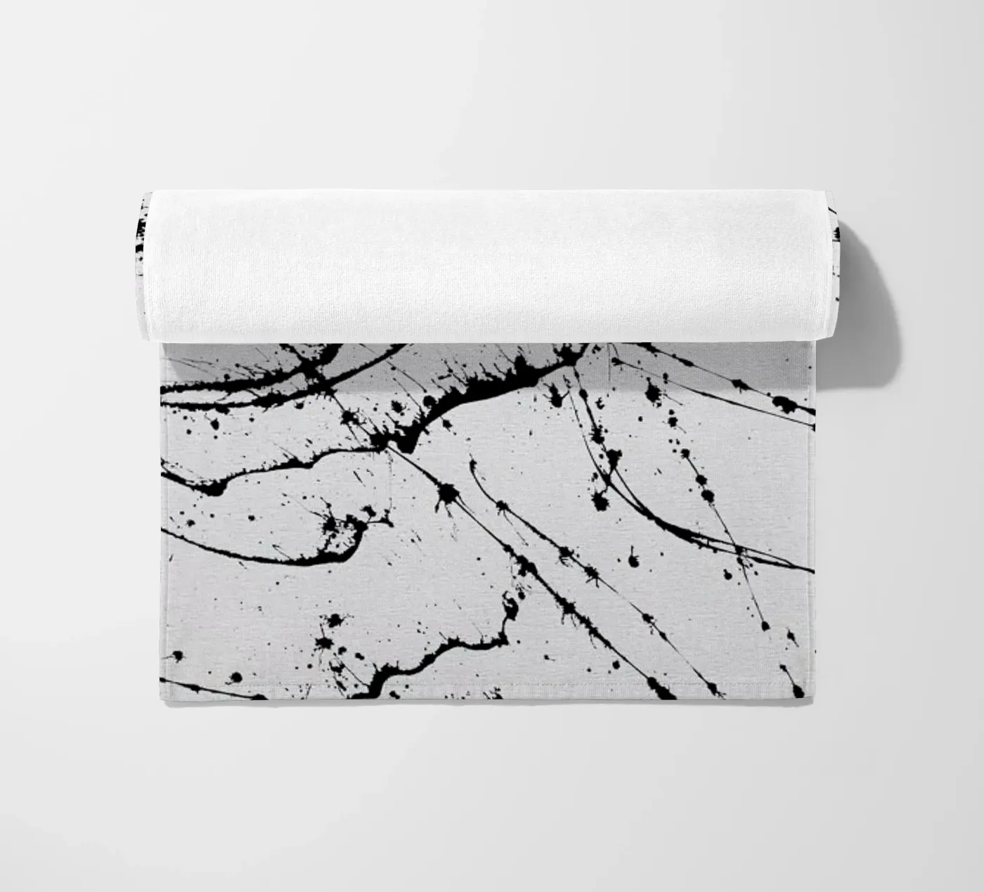 EXPRESSION 2 beach towel by FRITSCH&FRITSCH