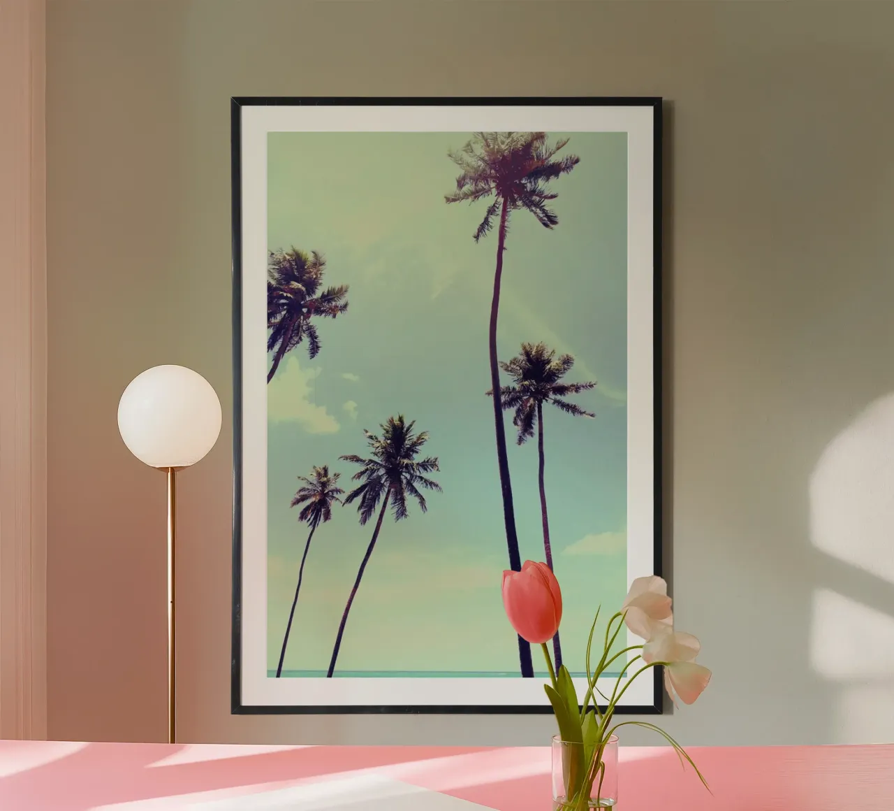 New Life by @alyonagamm poster avec cadre en plastique de EyeEm Mobile GmbH