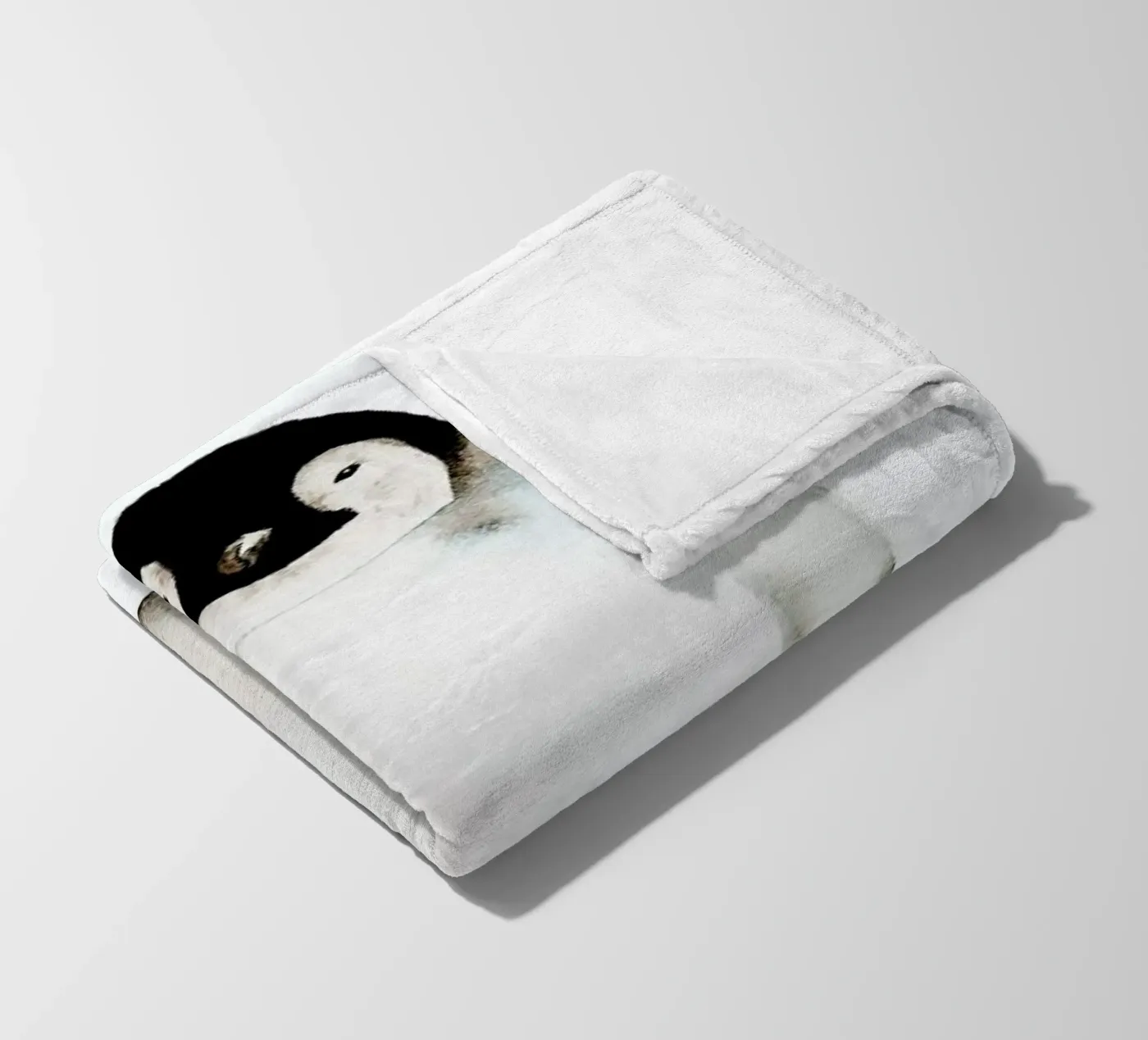Penguin fleecedeken van Larissa van der Laan