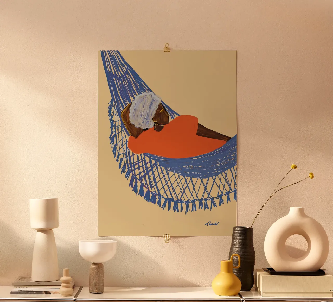 La donna e l'amaca poster con telaio in plastica da tainah negreiros