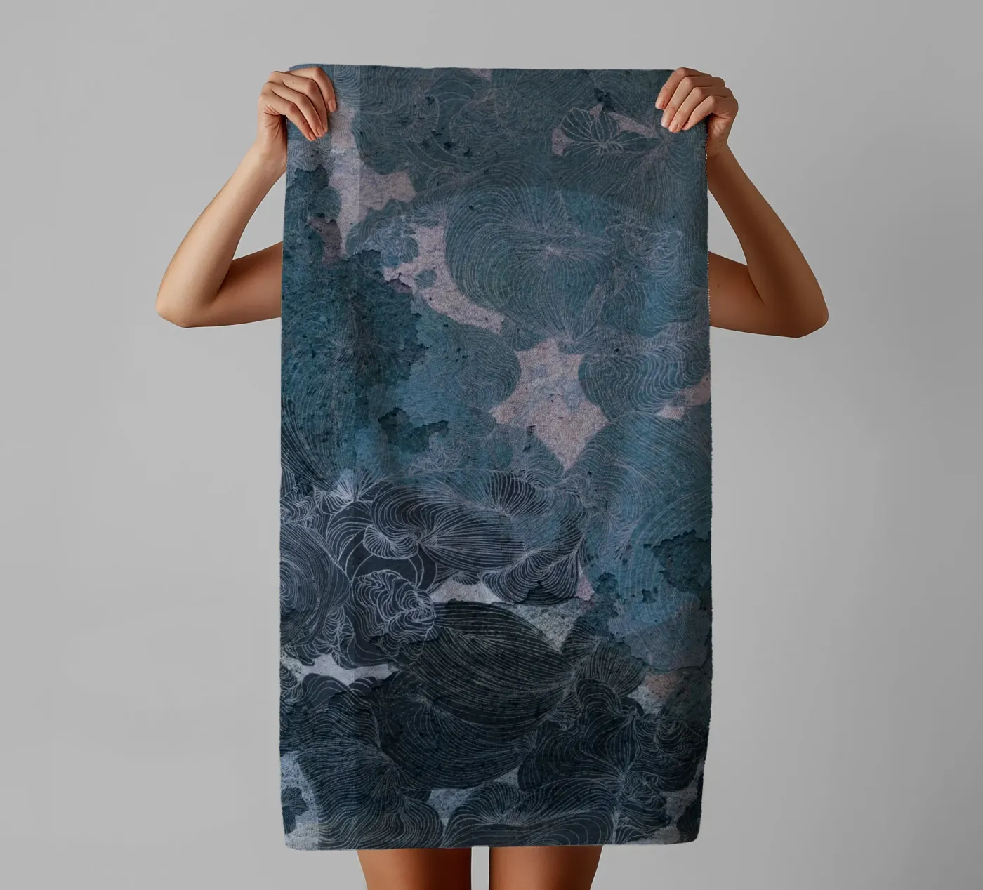 mare2... towel by Giulio Iurissevich