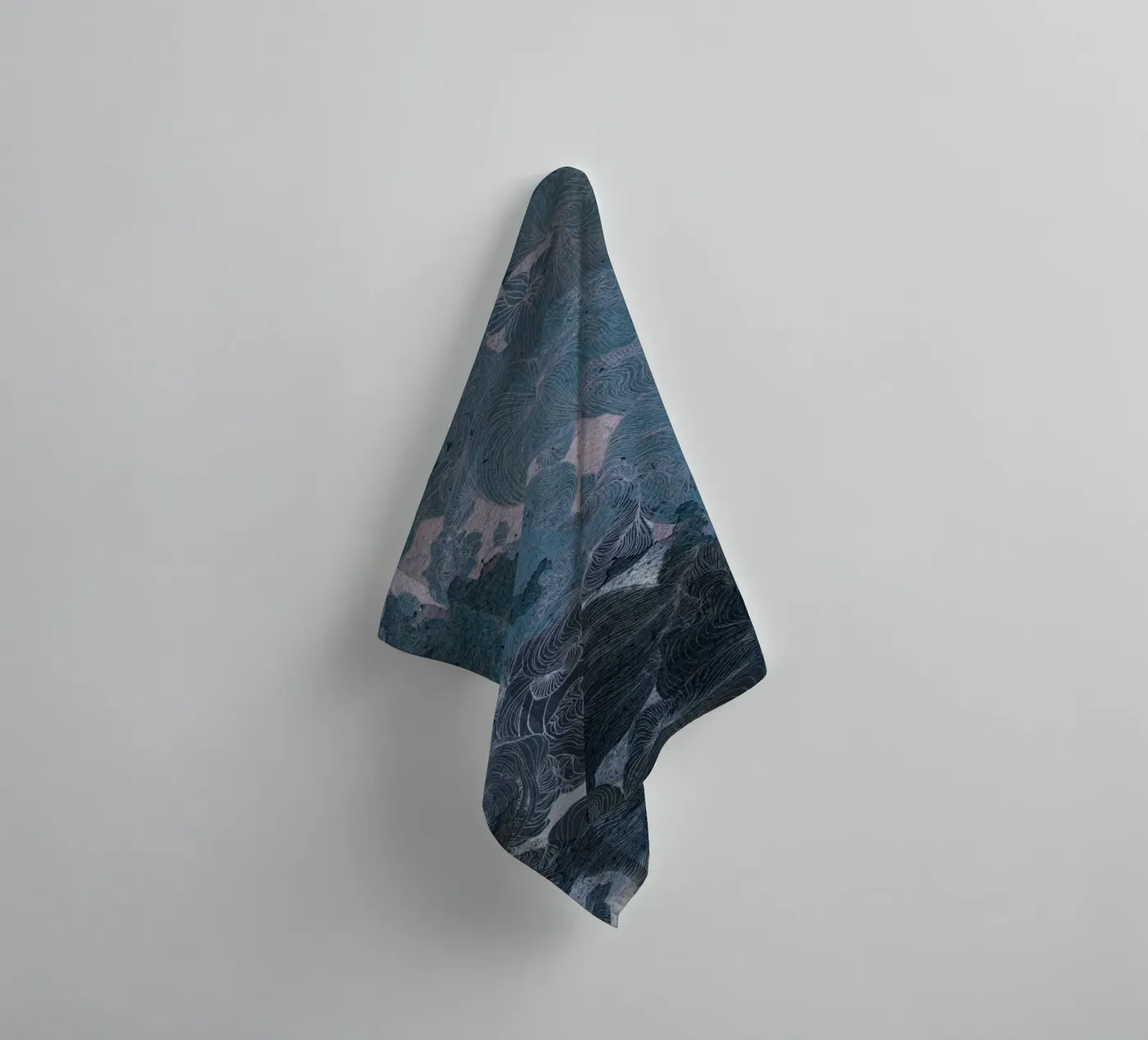 mare2... towel by Giulio Iurissevich