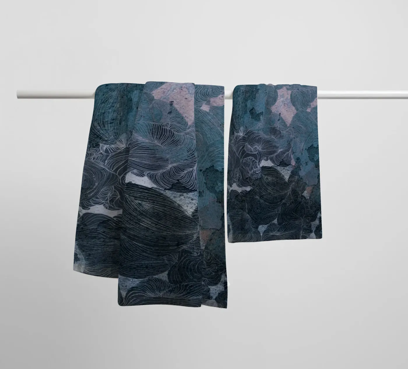 mare2... asciugamano da bagno da Giulio Iurissevich