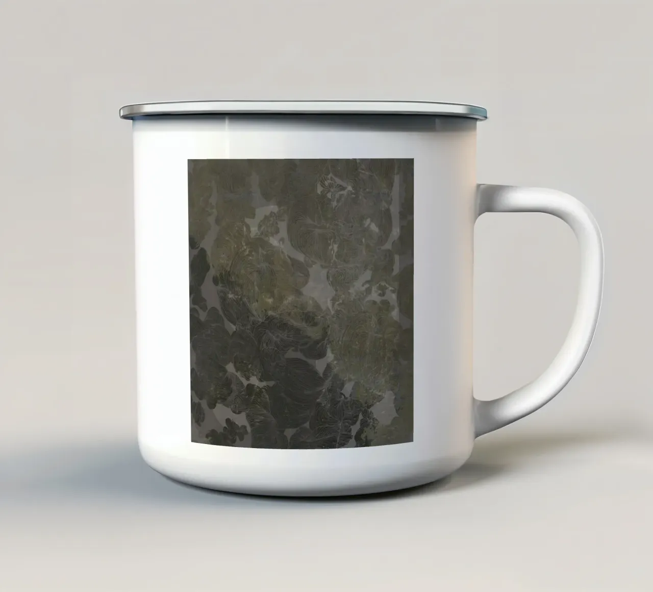 piede1 tazza in smalto da Giulio Iurissevich