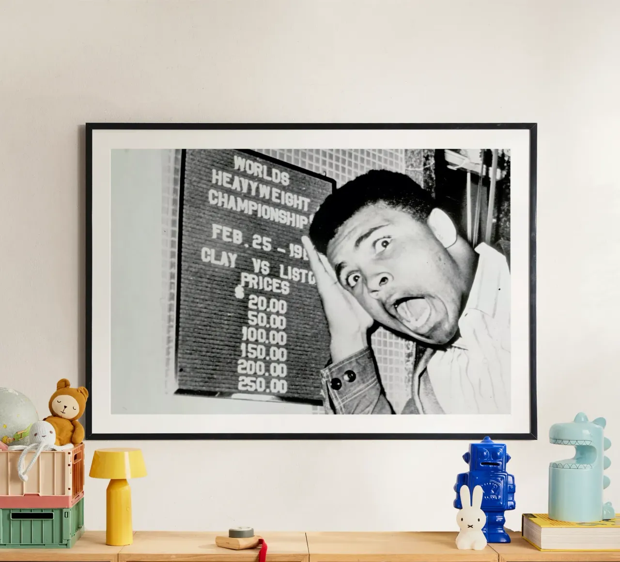 The New World Heavyweight Champion Cassius Clay, 26 February 1964 poster con telaio in alluminio da Gallery Print and Art Limited
