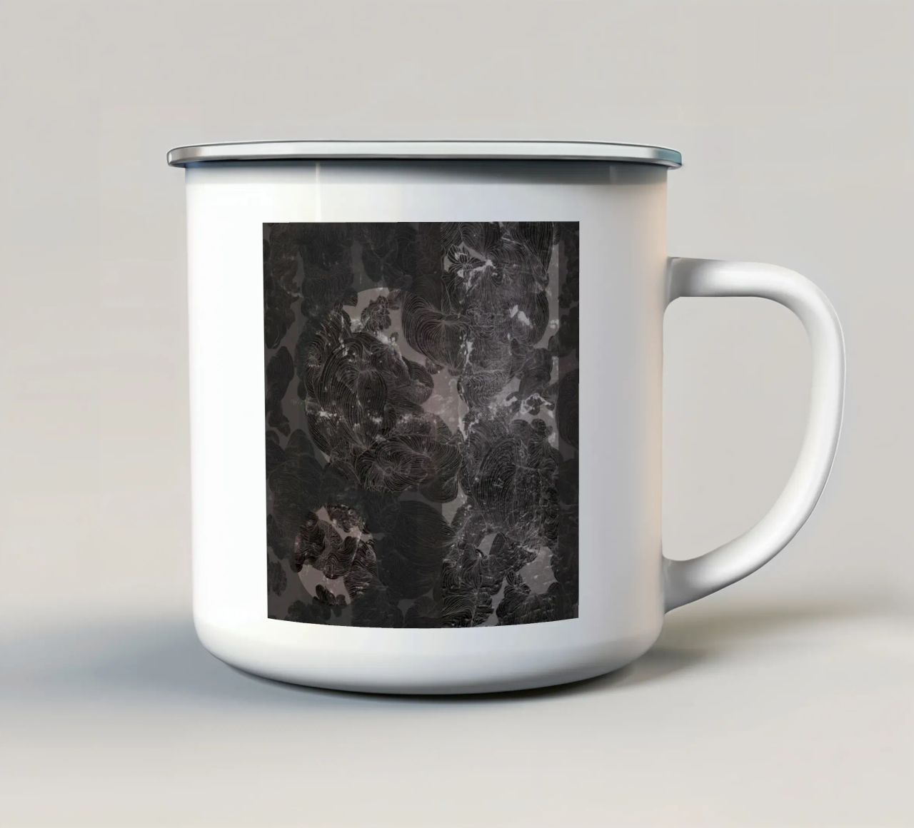 carbone graffiato tazza in smalto da Giulio Iurissevich