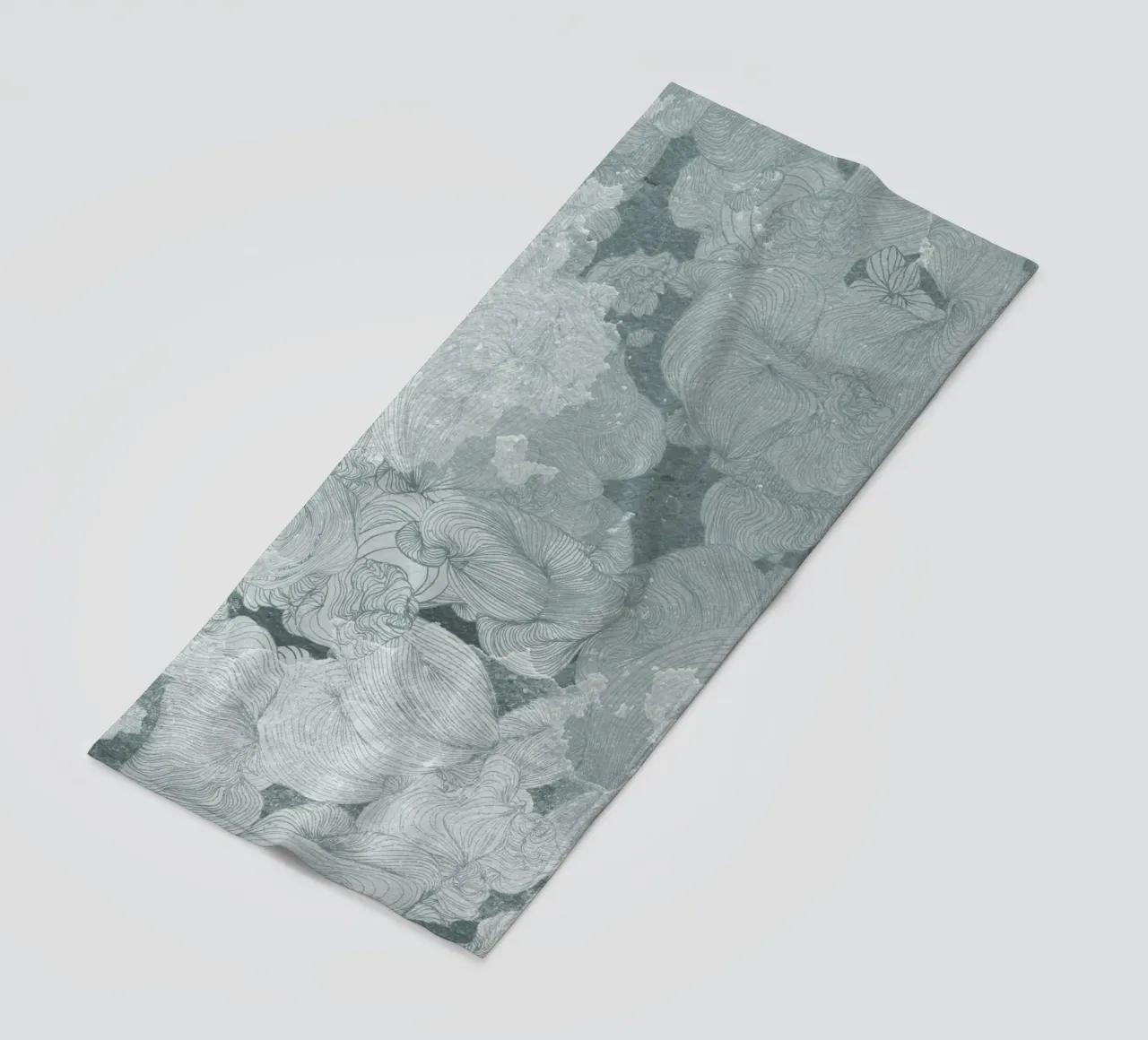 cielo beach towel by Giulio Iurissevich