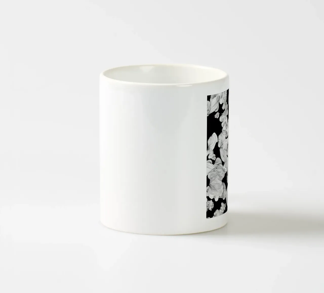 bolle di sapone tazza in ceramica da Giulio Iurissevich