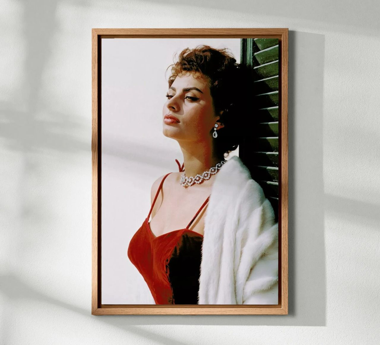 Sophia Loren in Red aluminio dibond de Gallery Print and Art Limited