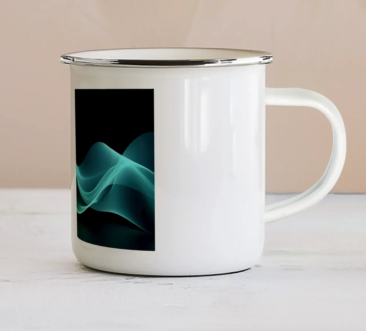 Nero e blu acque verdi onde eteree tazza in smalto da Modern Muse