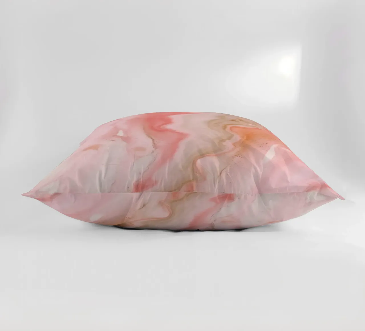 Luxuriöser Marmor Blush Pink Kissen von Modern Muse