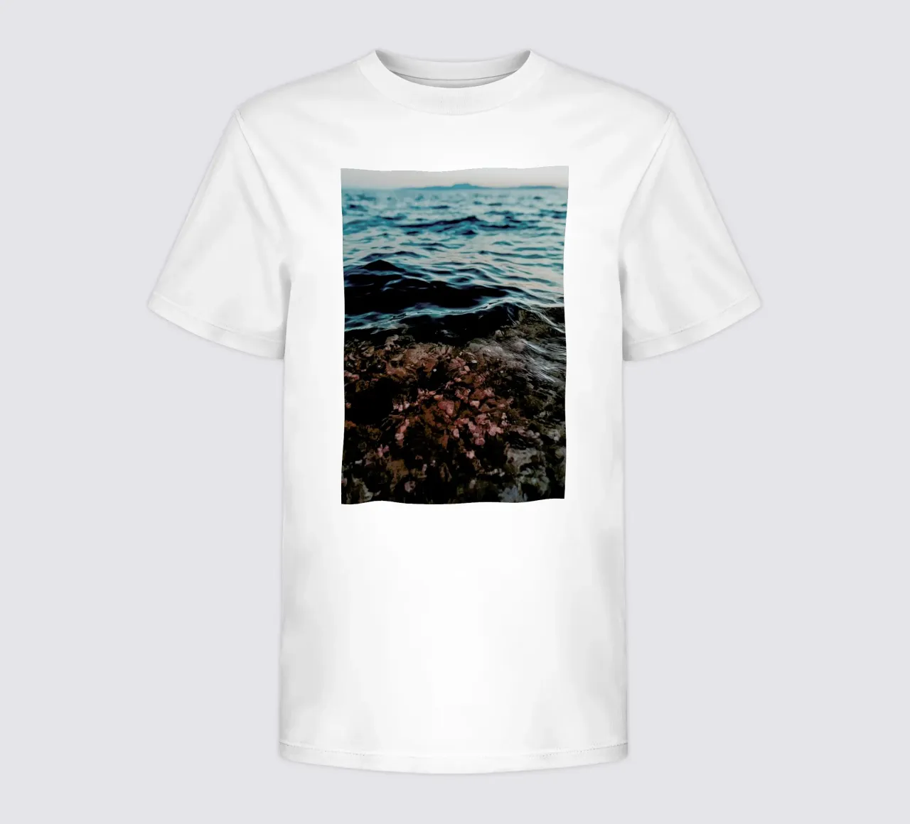 Water II kids t-shirt by Sebastian Hilgetag