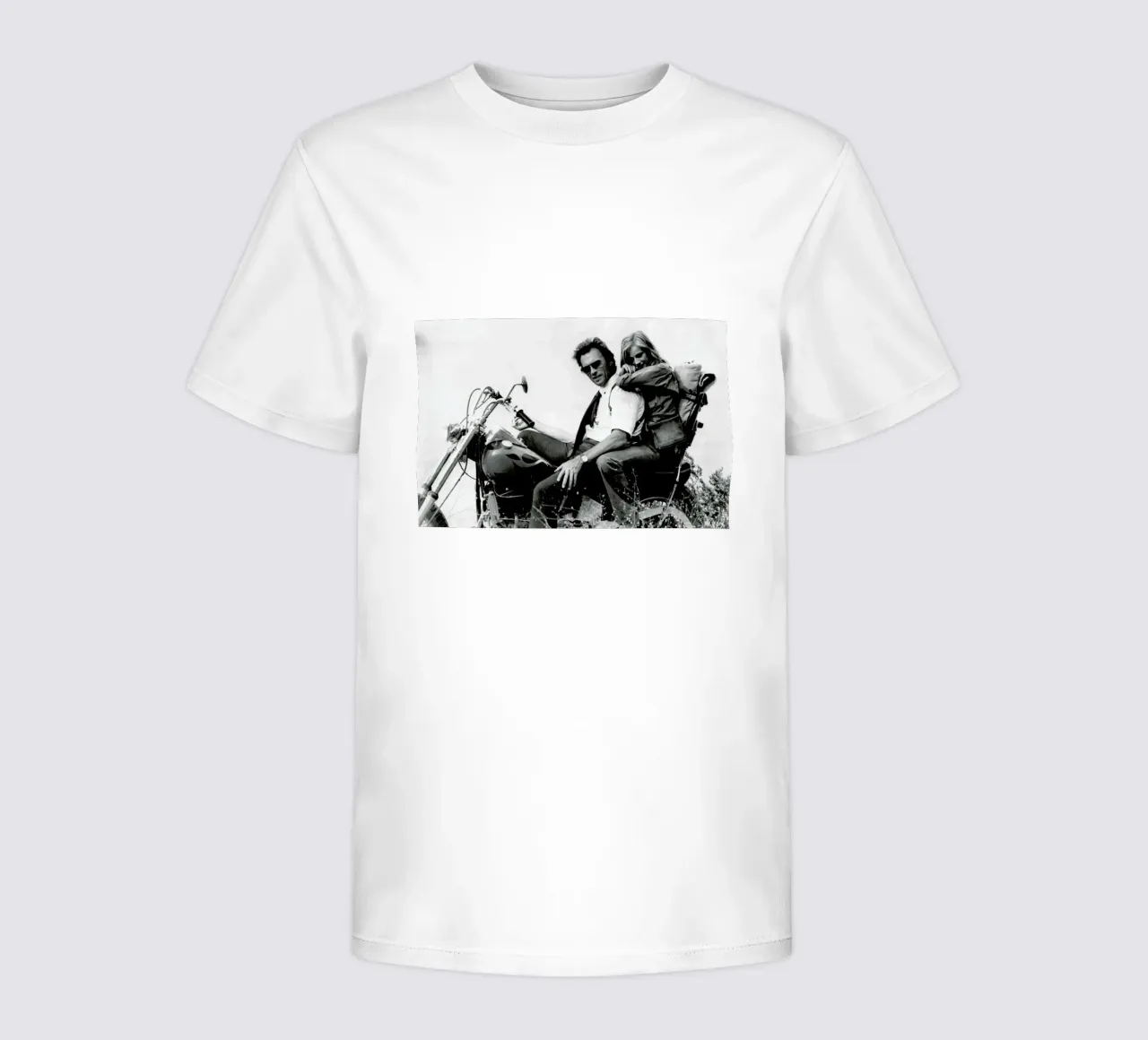 Clint Eastwood & Sondra Locke in 'The Gauntlet' t-shirt bambini da Gallery Print and Art Limited