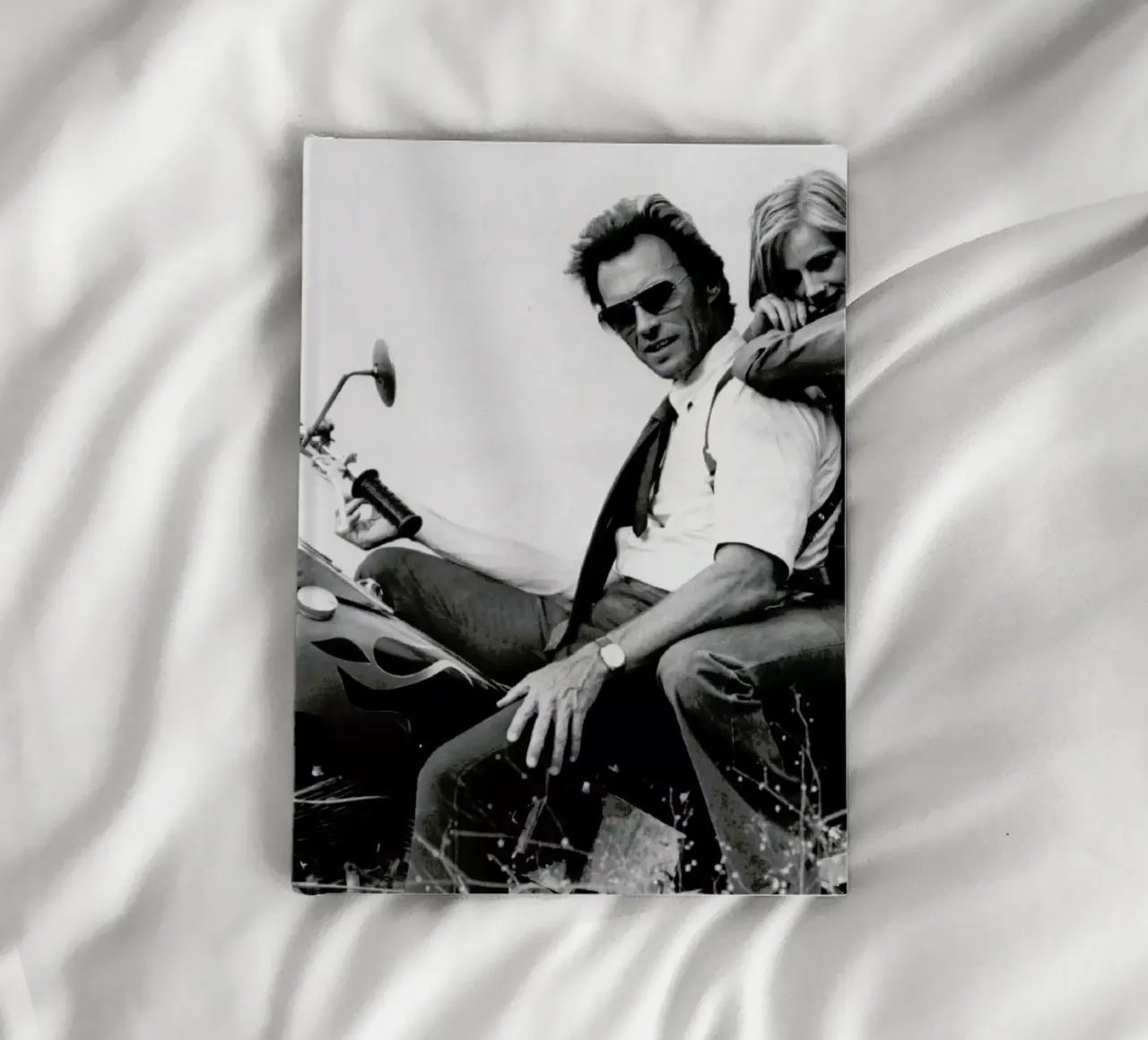 Clint Eastwood & Sondra Locke in 'The Gauntlet' diario da Gallery Print and Art Limited