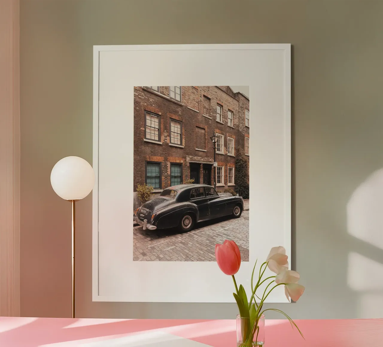 Londra, Inghilterra I Auto d'epoca a Shoreditch poster da Julie Travel Photography