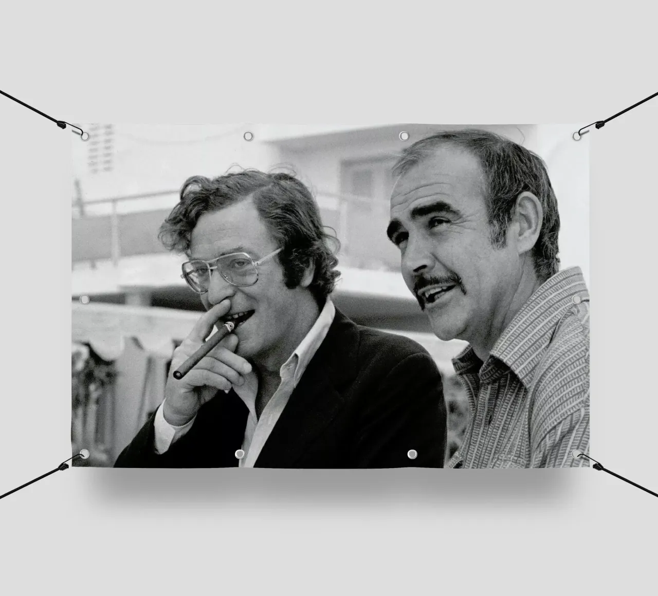 Michael Caine & Sean Connery on Set lonas publicitarias de Gallery Print and Art Limited