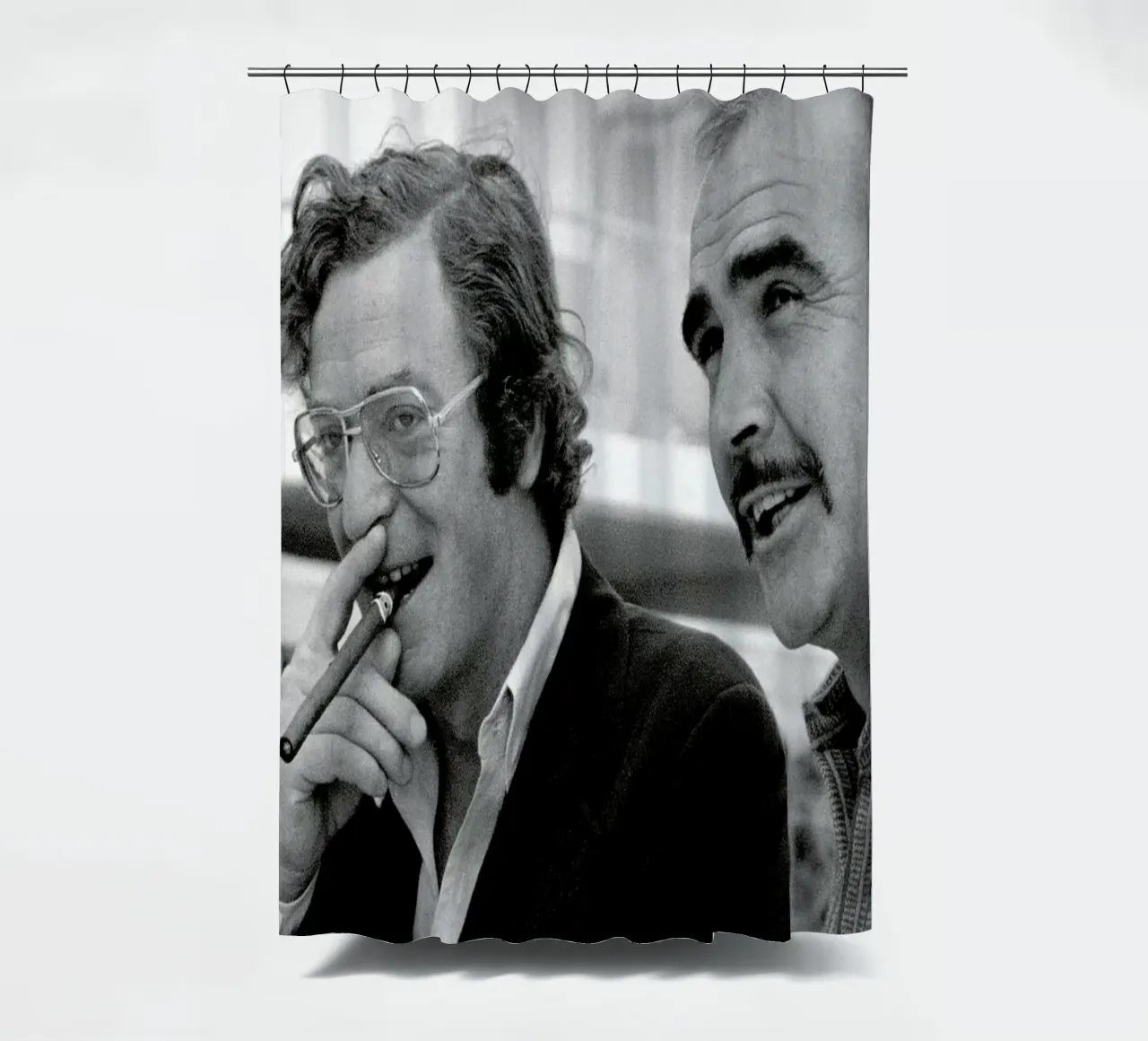 Michael Caine & Sean Connery on Set Duschvorhang von Gallery Print and Art Limited