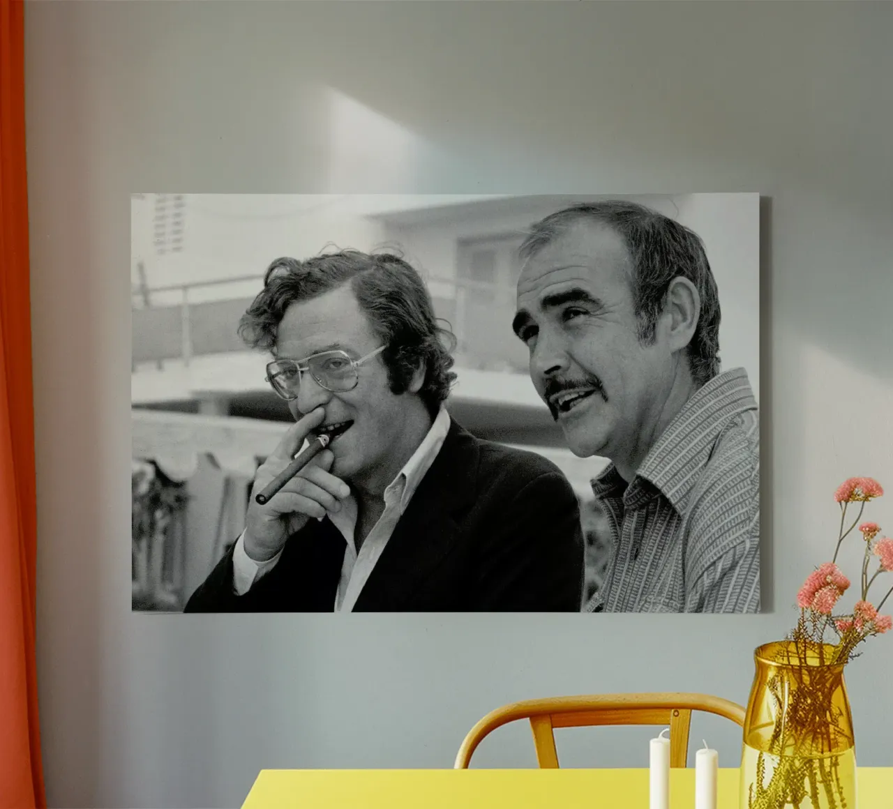 Michael Caine & Sean Connery on Set canvas van Gallery Print and Art Limited