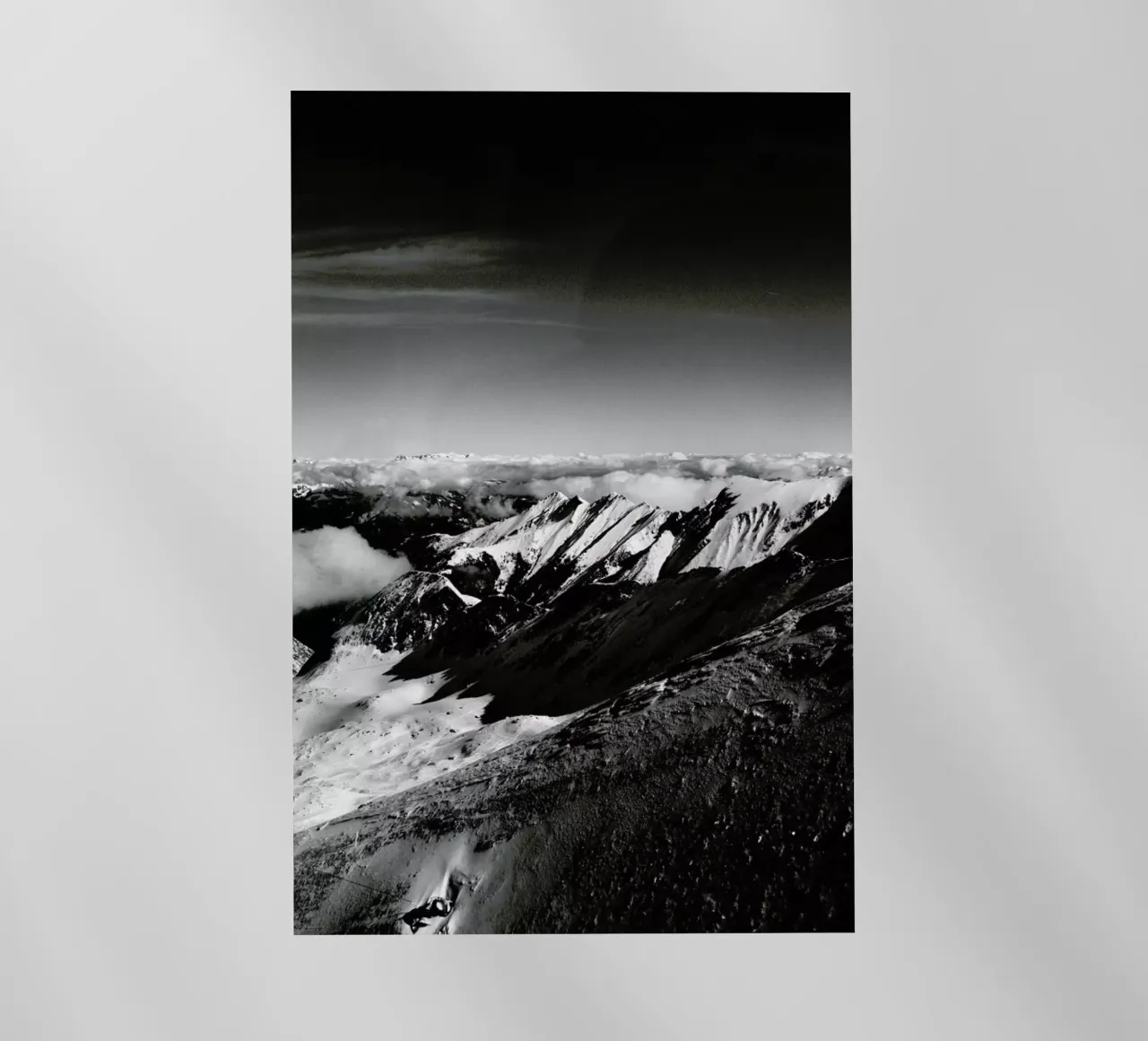 Mountains II pellicola backlit da Sebastian Hilgetag