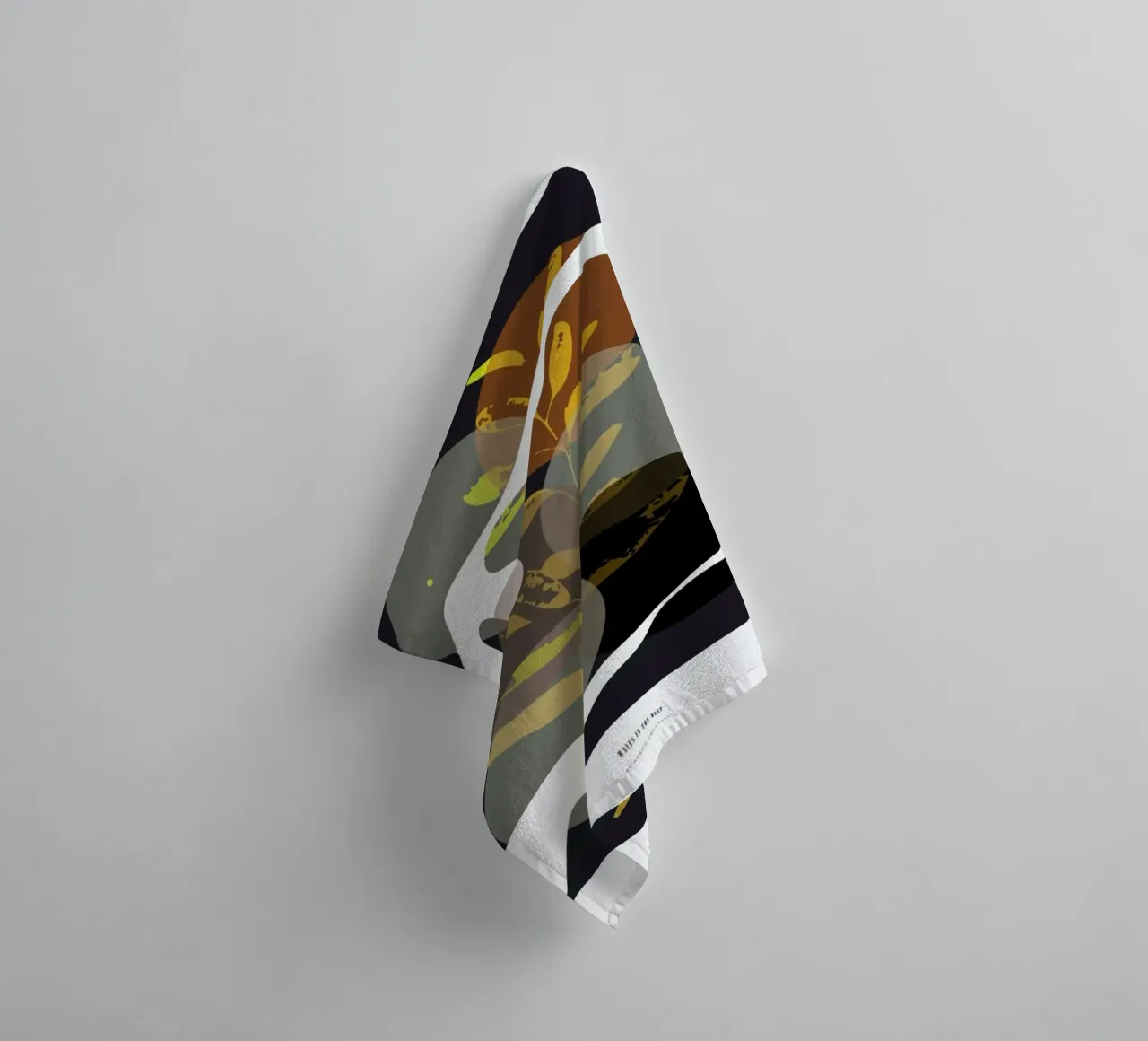 Waves in the Deep serviette de bain de Nordic Creators