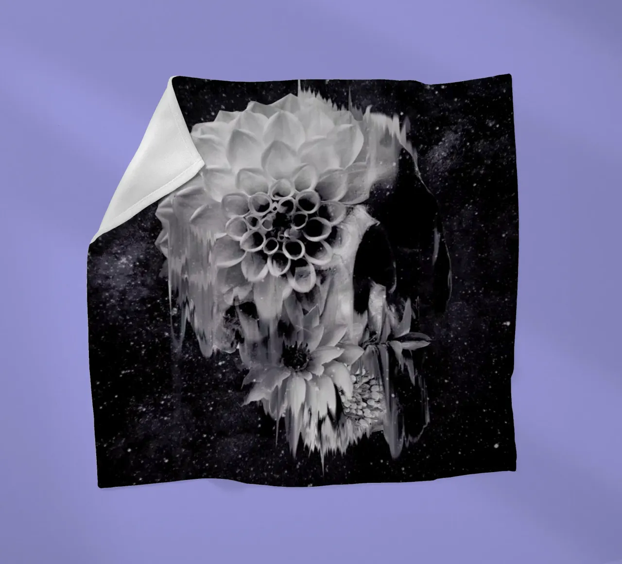 Decay Skull coperta in pile da Ali Gulec