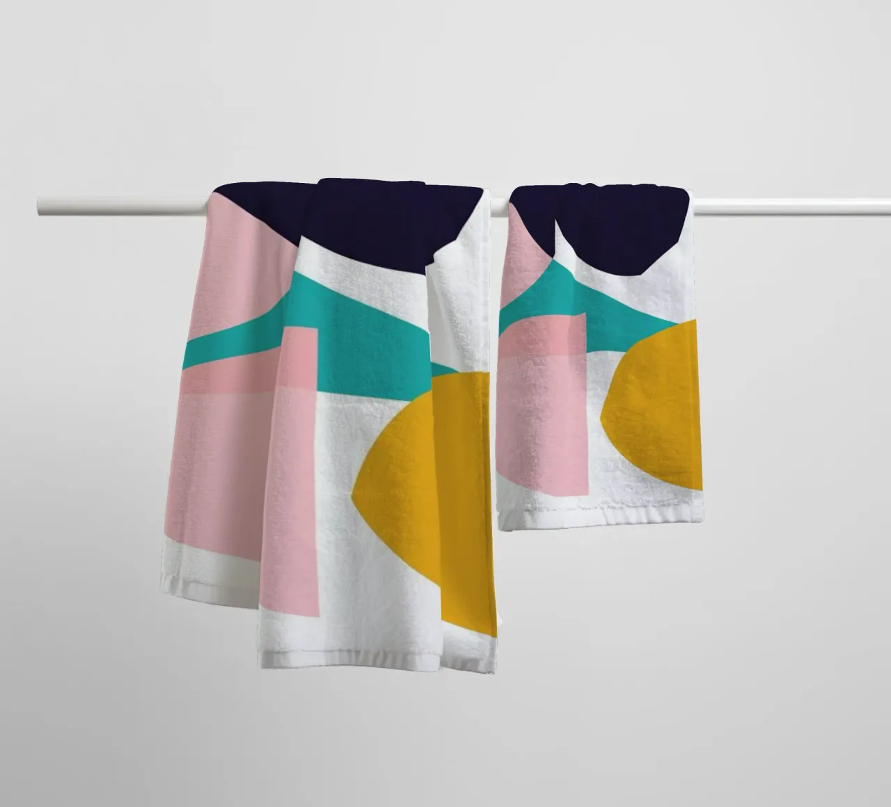 Form 3 asciugamano da bagno da Jonathan Lawes