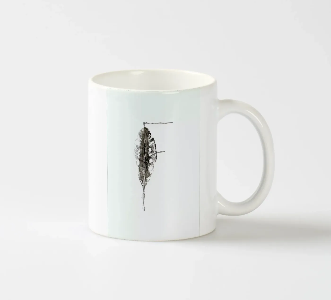 F ceramic mug by Marina Guiu