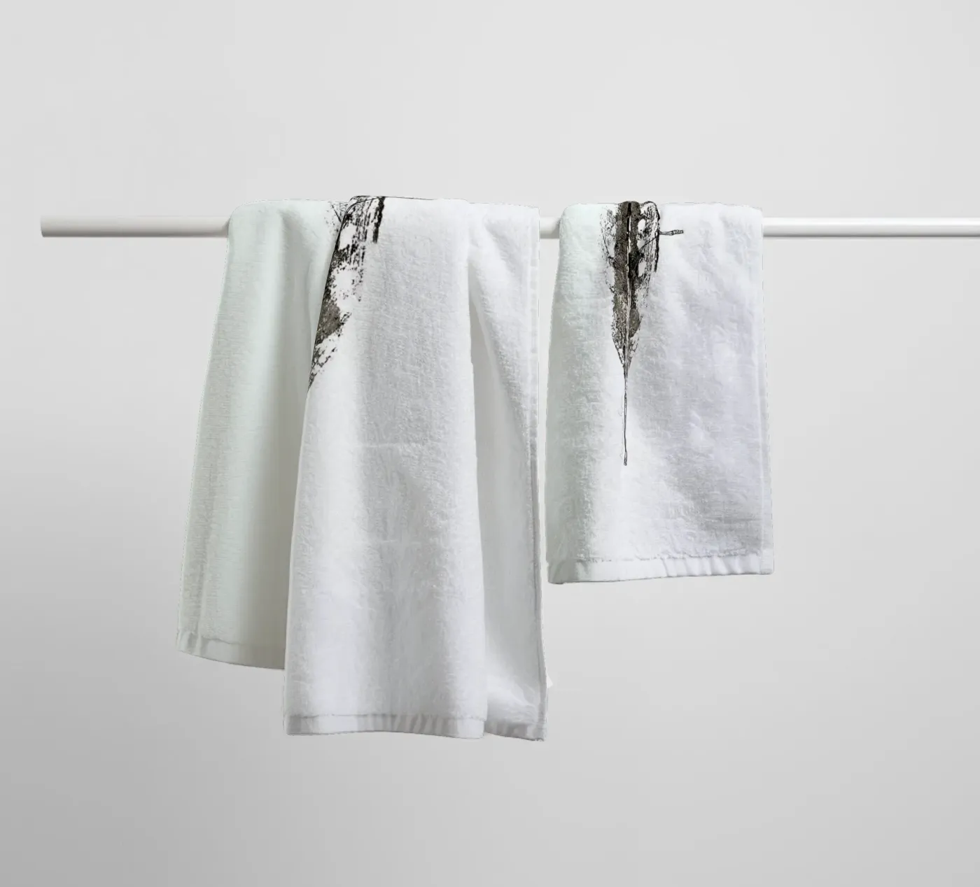 F towel by Marina Guiu