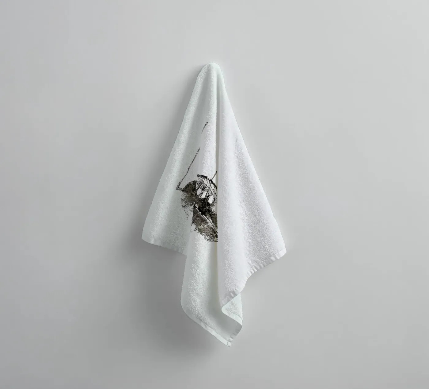 F towel by Marina Guiu