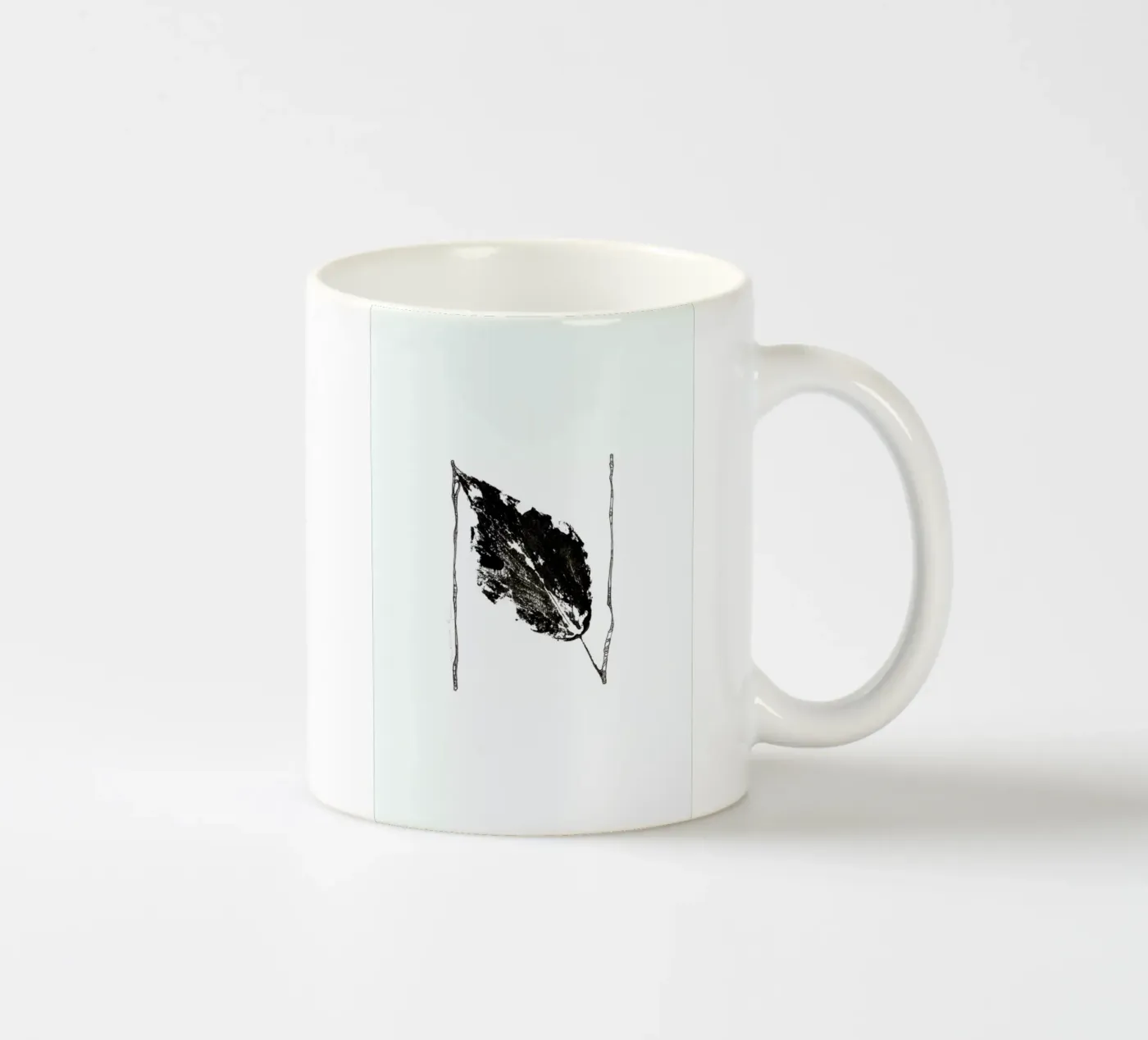 N ceramic mug by Marina Guiu