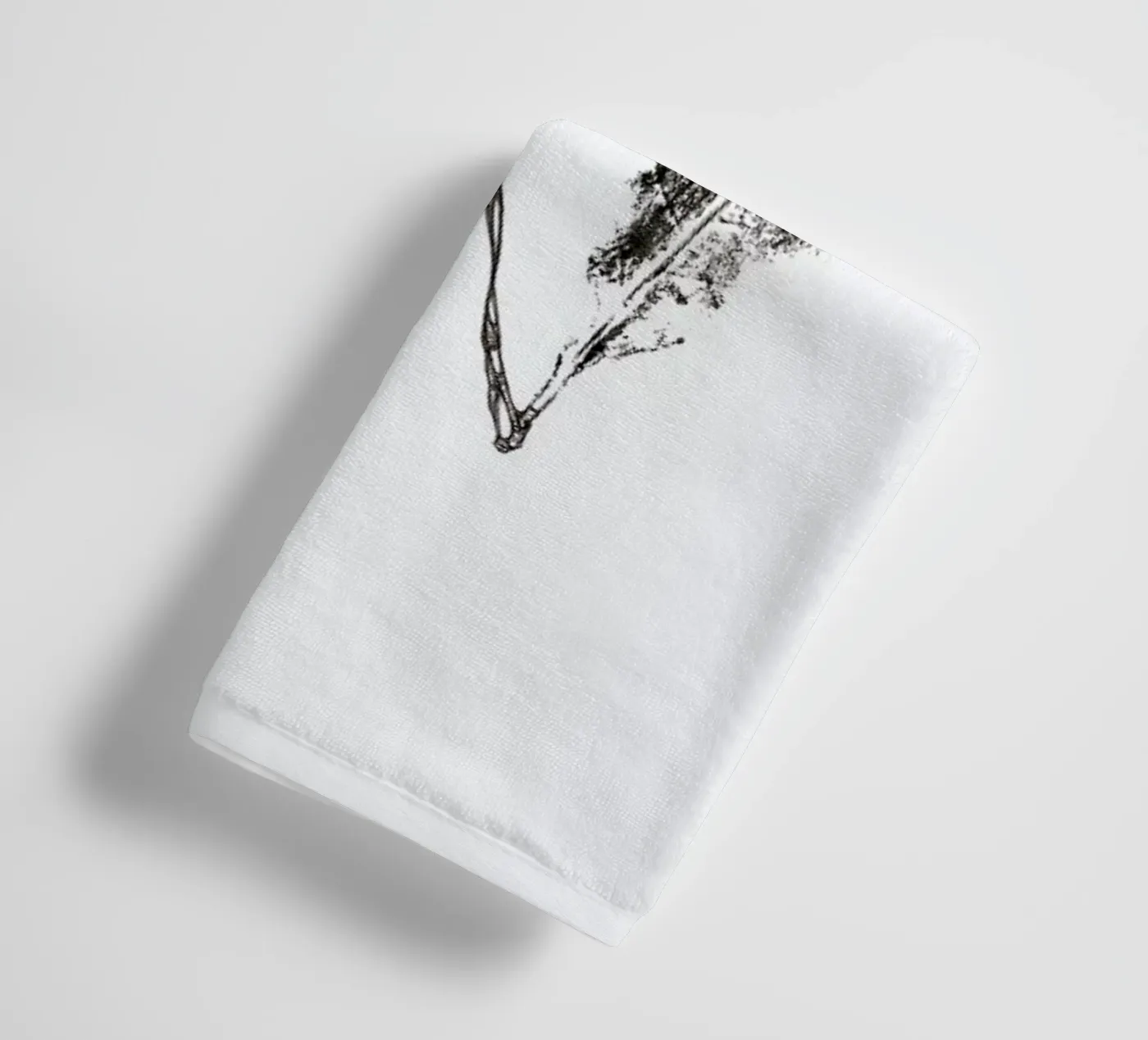 W badhanddoek van Marina Guiu